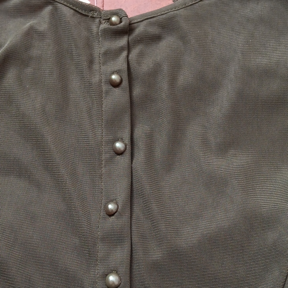 Elegant Olive Green Boho Lace  Blouse.Size Small.EUC. - Picture 9 of 9